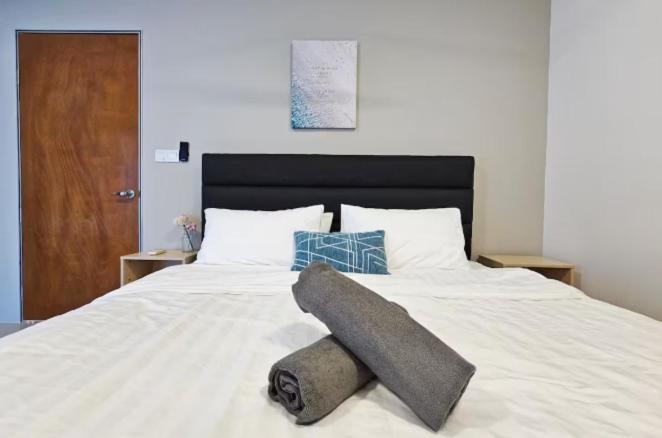 Trefoil Setia City 2Br Σαχ Αλάμ Εξωτερικό φωτογραφία